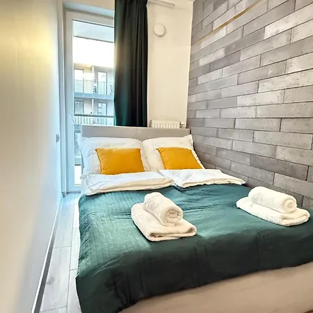 Manuplace Grey By Dreamap